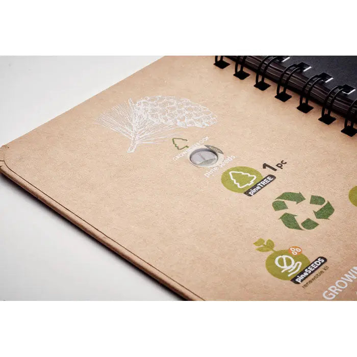 Caiet a5 pin grownotebook kraft spiralat cu stickere eco si compartiment circular pentru seminte