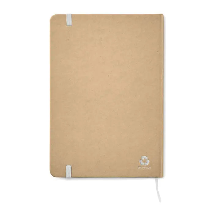Caiet a5 reciclat tan cu elastic alb si logo reciclat pe coperta, 80 de randuri pe hartie reciclata