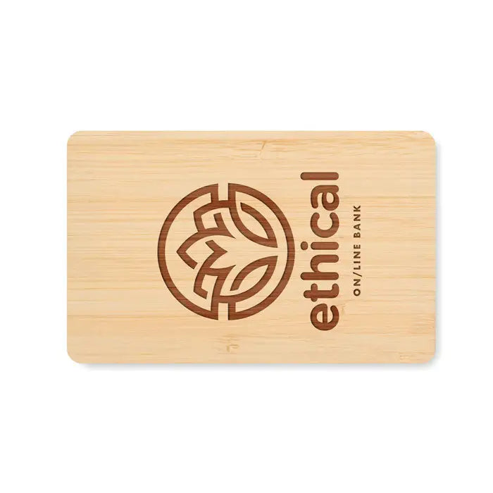 Card rfid din material bambus deschis la culoare cu logo gravat circular si text ethical on line bank maro inchis