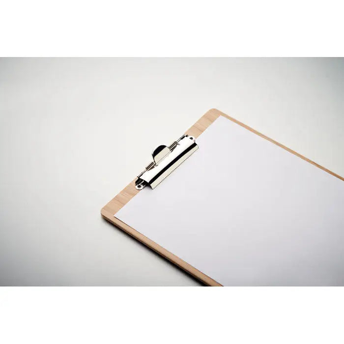 Clipboard a4 din bambus cu clema metalica argintie si foaie alba pentru notite si documente