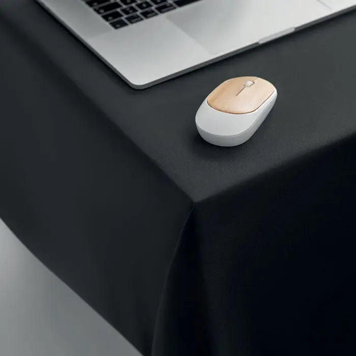 Fata de masa mare 280x210 cm cu mouse wireless alb si capac din lemn deschis, design minimalist si elegant
