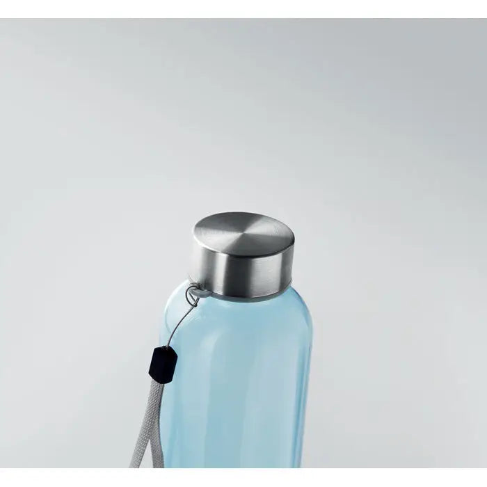 Flacon rpet 500ml sticla de apa translucida albastru deschis cu capac inox periat si curea impletita gri