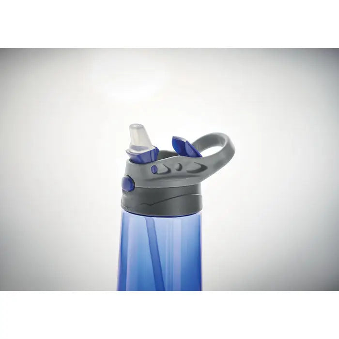 Flacon tritan 450 ml albastru translucide cu capac in forma de rechin gri si mov cu pai integrat