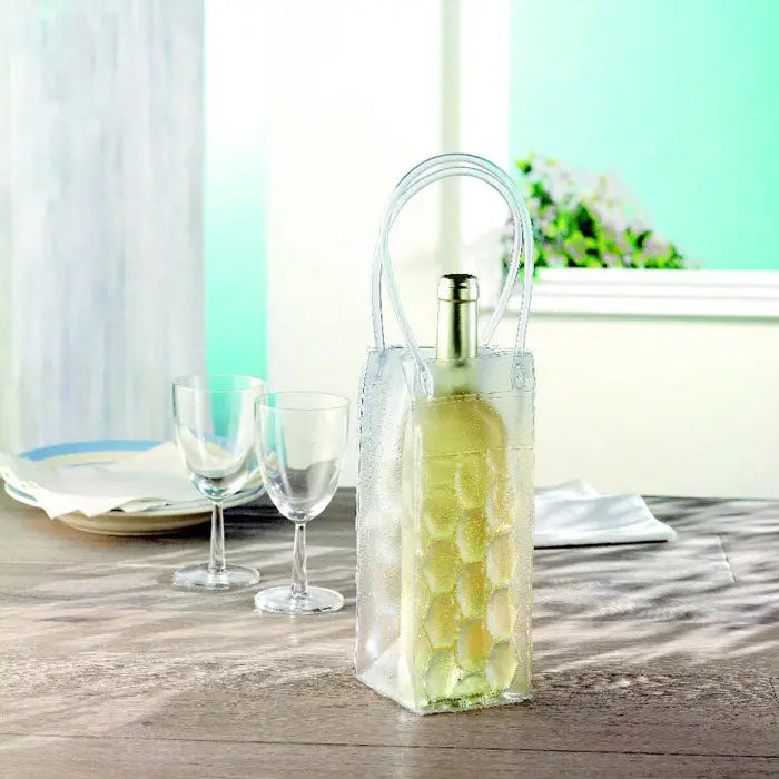 Geanta frigorifica pvc transparenta cu textura clara si manere integrate pentru sticle de vin
