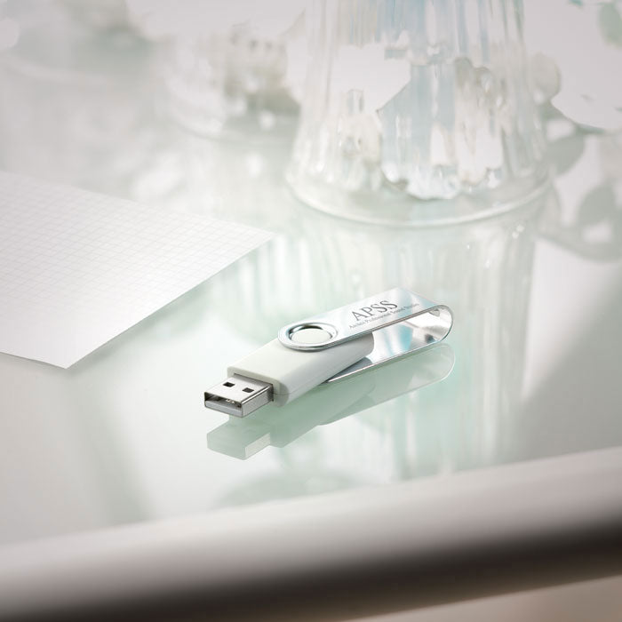 Techmate. USB flash de 8 GB