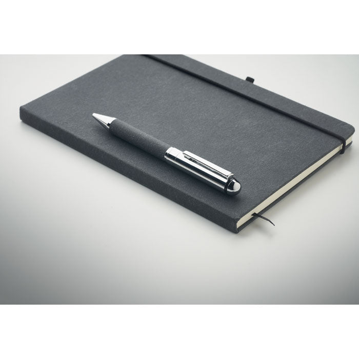 Set caiete din piele reciclata