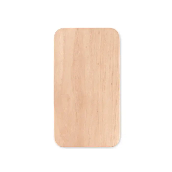 Placa de taiat mica din lemn deschis la culoare cu margini rotunjite si finisaj natural neted