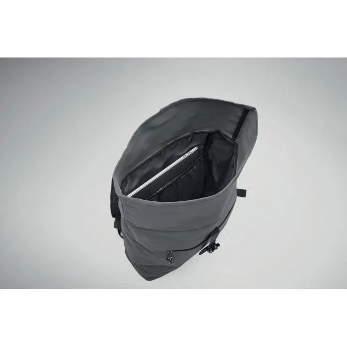 Rucsac rolltop gri din poliester 600D cu design minimalist si fermoare negre elegante