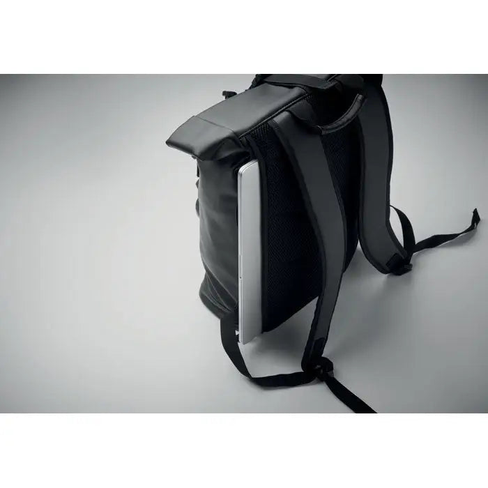 Rucsac rolltop din pu negru cu panouri laterale din plasă și bretele reglabile pentru laptop