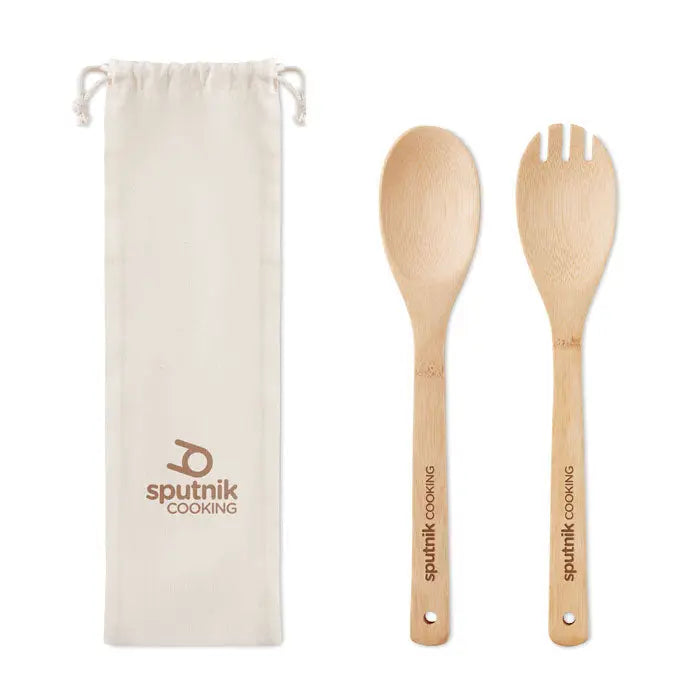 Set ustensile din bambus salata cu lingura si furculita deschise la culoare gravate sputnik cooking pe manere