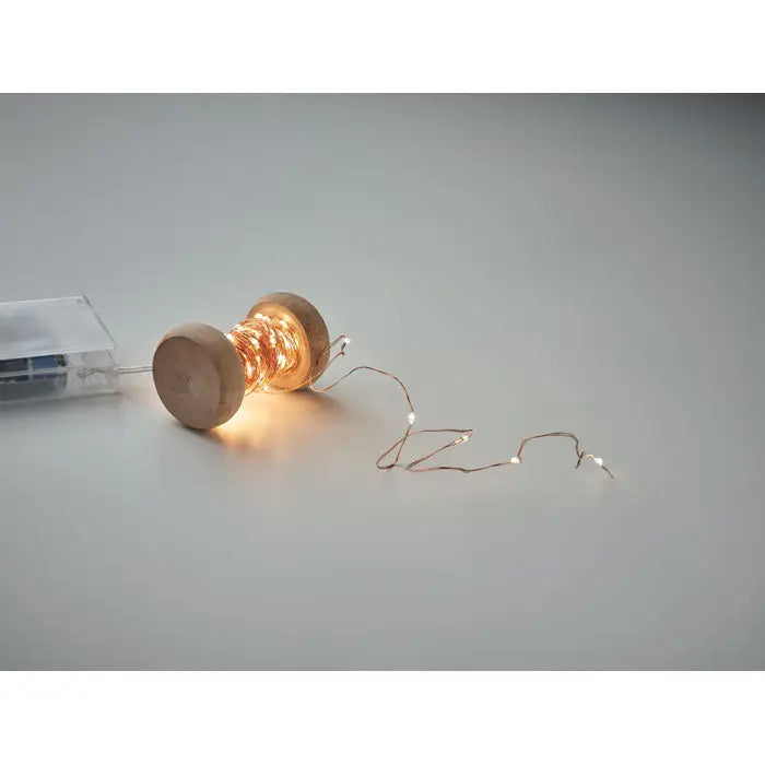 Snur de lumini led 5m pe bobina de lemn cu becuri calde albe pentru decoratiuni interioare si exterioare