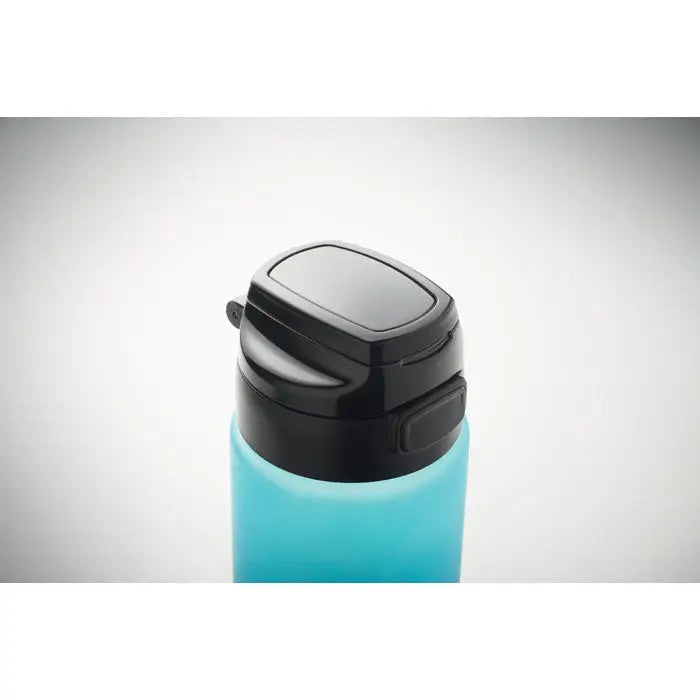 Sticla de apa sport rpet 1l albastru turcoaz transparent cu capac negru flip-top pentru activitati sportive