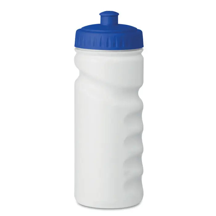 Sticla sport 500ml albă din plastic cu capac albastru și suprafață texturată pentru prindere suplimentară
