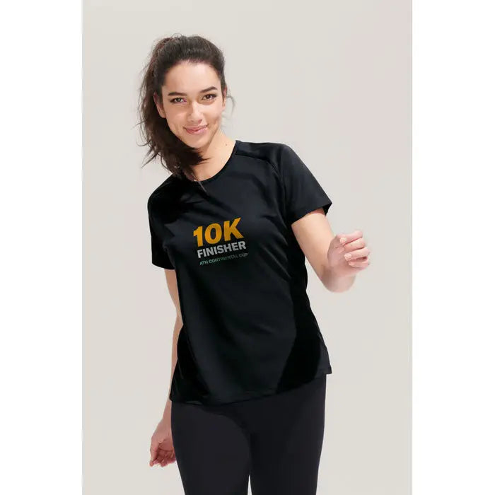Tricou sportiv dama negru maneca scurta 140g cu imprimeu auriu 10k finisher pentru alergare