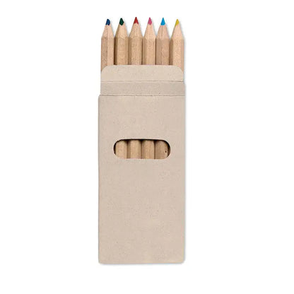 Un set de 6 creioane colorate din lemn ascuțite în culori vibrante, ambalate într-o cutie de carton bej
