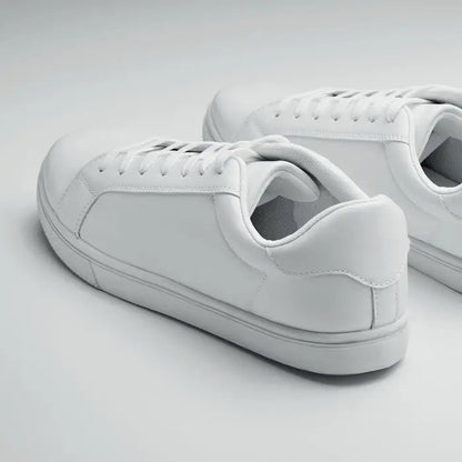Adidași din piele ecologică alba cu design minimalist și șireturi asortate în mărimea 42