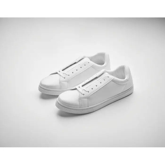 Adidasi in pu 43 alb cu design minimalist din piele ecologica si sireturi asortate