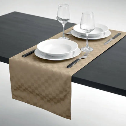 Alerg de masa din poliester bej cu model în carouri pentru decorarea mesei