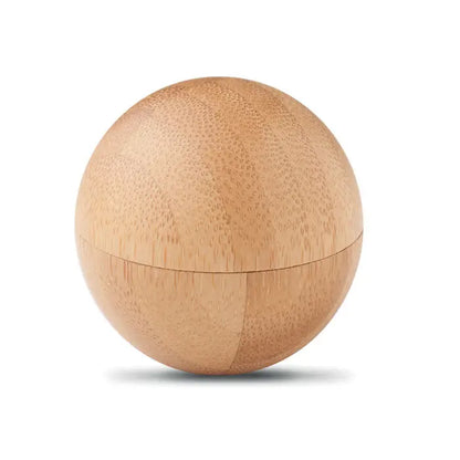 Balsam de buze in carcasa rotunda de bambus neted, maro deschis cu model natural si cusatura vizibila