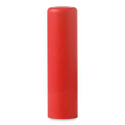 Balsam de buze într-un tub cilindric roșu solid cu finisaj mat neted pentru hidratarea buzelor