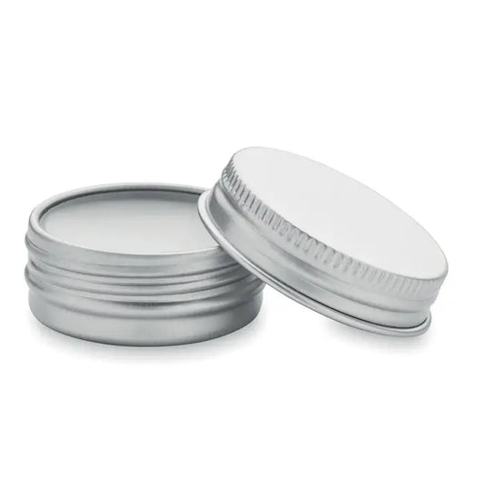 Balsam de buze vegan în cutie rotundă din aluminiu argintiu cu capac înșurubabil zimțat și interior alb