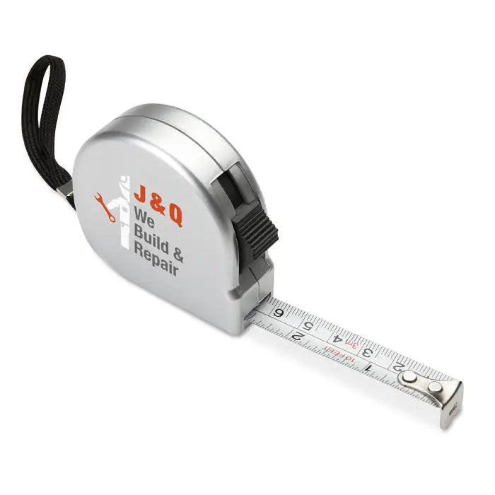 Bandă de măsurat silver j&q de 2m cu carcasă argintie, bandă retractabilă și buclă neagră pentru transport