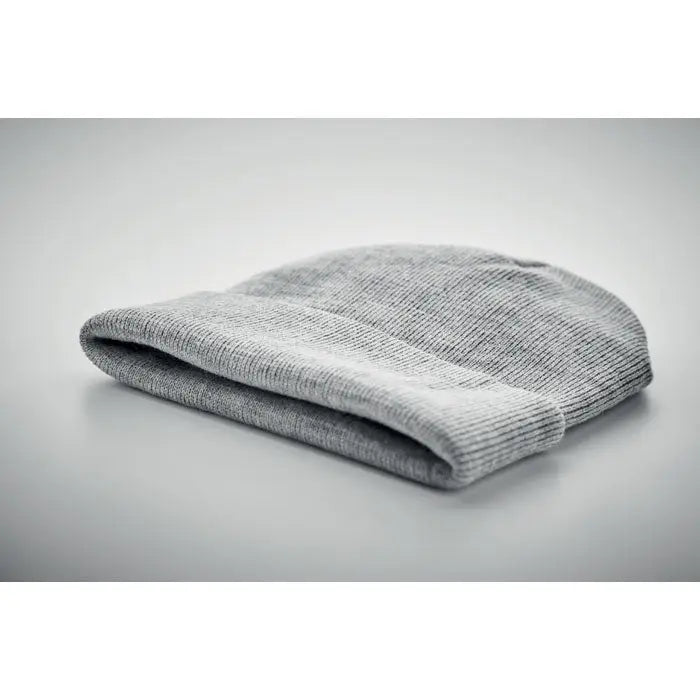 Beanie din rpet gri melanj moale cu textura tricotata si manseta pliabila