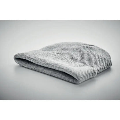 Beanie din rpet gri melanj moale cu textura tricotata si manseta pliabila