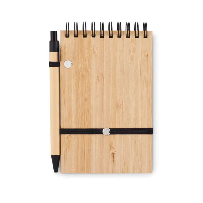 Blocnotes a6 din bambus spiralat cu pix din bambus asortat cu accesorii negre si sisteme argintii