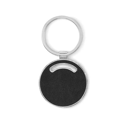 Breloc de forma rotunda negru cu inel si margine metalica argintie si detaliu curbat subtil