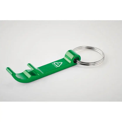 Breloc din aluminiu reciclat verde metalic cu deschizator de sticle și inel argintiu forjat din metal