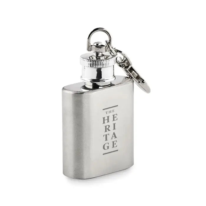 Breloc hipflask sticlă argintie din oțel inoxidabil cu finisaj periat și text gravat the heritage