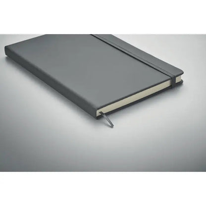 Caiet a5 96 coli cu coperta tare gri închis, design minimalist și închidere cu elastic