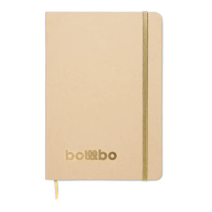 Caiet a5 beige cu branding din folie aurie si elastic beige asortat pentru notite elegante