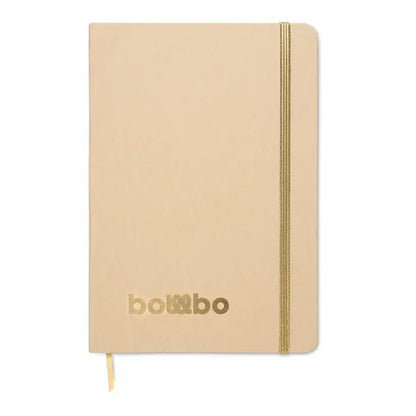 Caiet a5 beige cu branding din folie aurie si elastic beige asortat pentru notite elegante