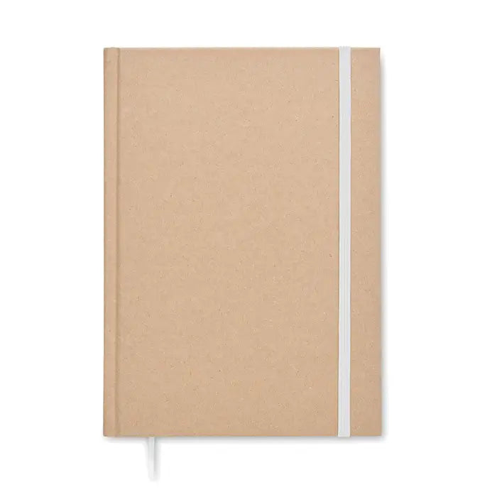 Caiet a5 minimalist bej cu coperta texturata din hartie reciclata si banda elastica alba pentru fixare pagini