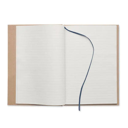 Caiet a5 cu pagini reciclate coperta kraft minimalista pagini liniate albe si marcator panglica albastru navy