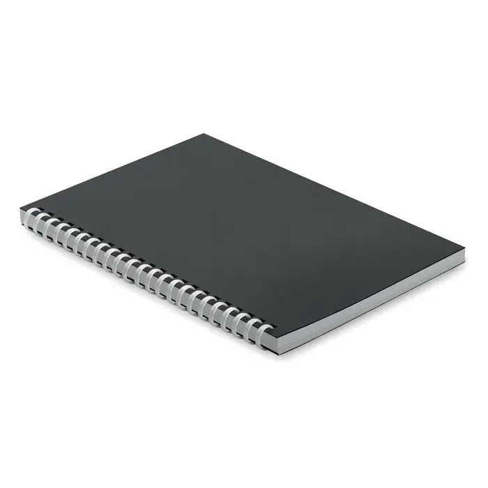 Caiet a5 din carton reciclat negru cu coperta mata si spirala argintie pentru notite si proiecte