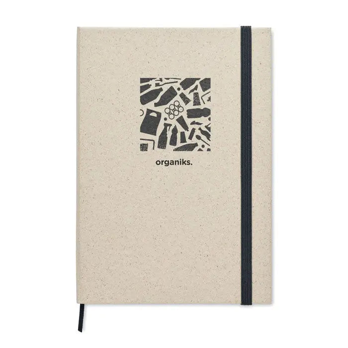Notebook a5 beige texturat cu elastic negru și grafică reciclabilă peste brandul organiks pentru caiet 80 rânduri