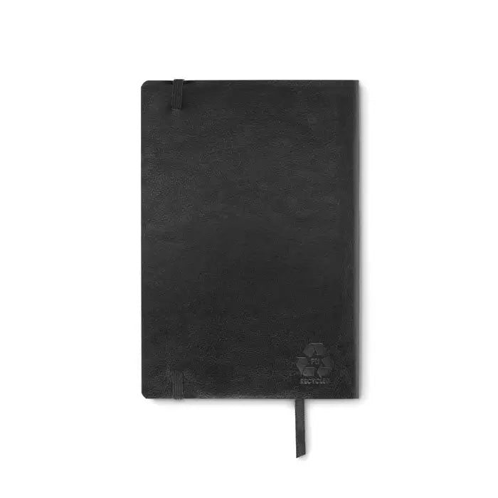 Caiet a5 reciclat din piele neagra reciclata cu design minimalist si logo reciclare embossat subtil
