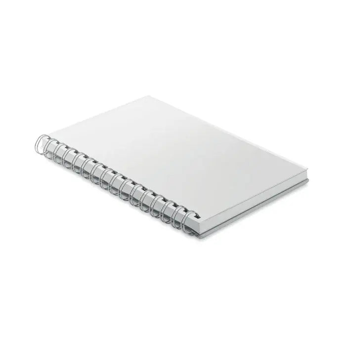 Caiet a5 rpet cu linii reciclate alb cu coperta spiralata mata si inele metalice argintii