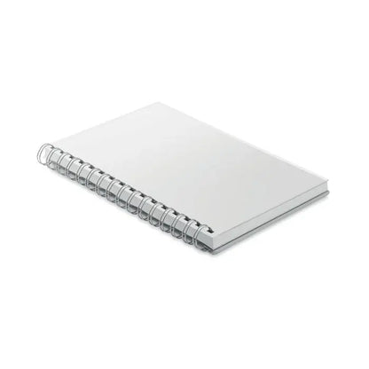 Caiet a5 rpet cu linii reciclate alb cu coperta spiralata mata si inele metalice argintii