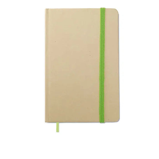 Caiet a6 reciclat bej cu elastic verde aprins si semn de carte asortat pentru notite simple