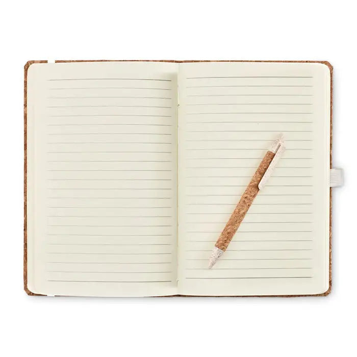 Caiet de pluta a5 cu stilou cu finisaj de plută pe pagini cu linii pentru notițe elegante și eco-friendly