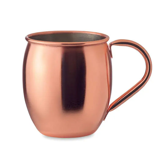 O cana de cupru cocktail de 400 ml cu finisaj metalic lucios si maner robust pentru moscow mule