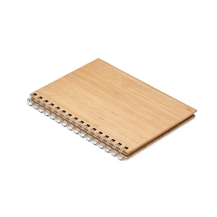 Carnet de bambus a5 spiralat cu coperta maro deschis din bambus si inele metalice argintii