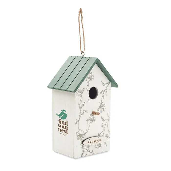 Casa pentru pasari din placaj alb cu acoperis verde salvie si modele florale negre delicate cu logo find your nest