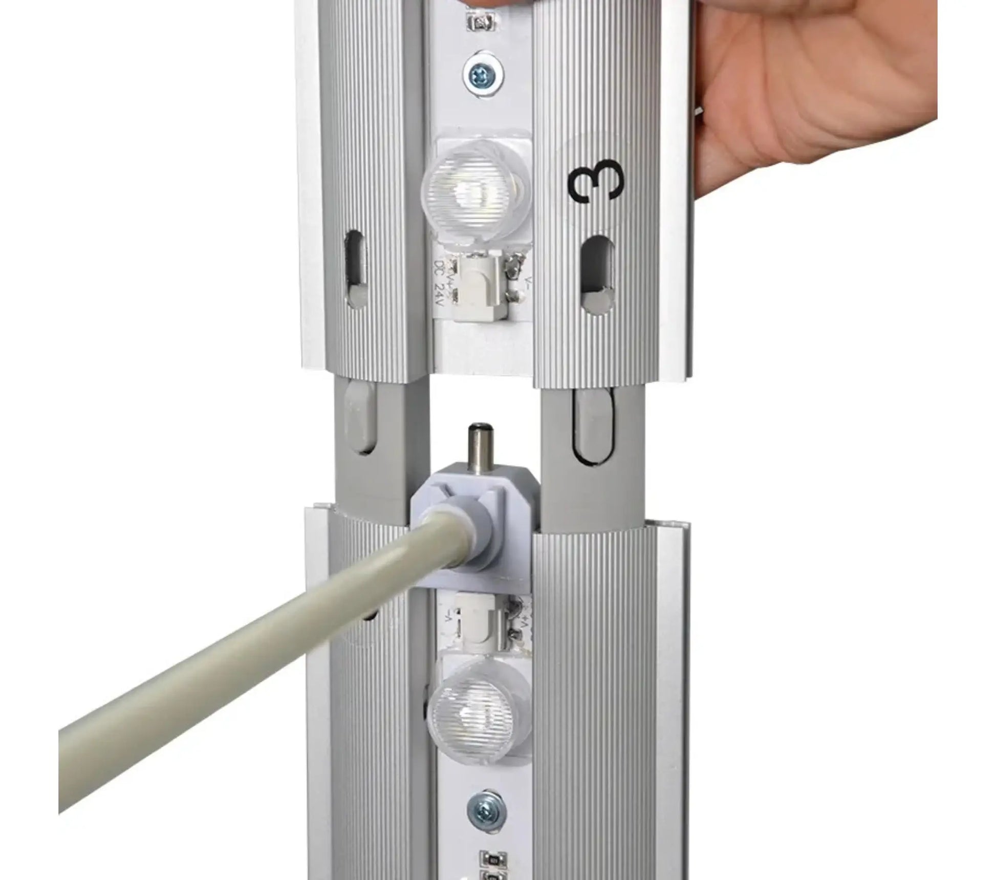 Module LED de înaltă intensitate pentru interior montate pe structura casetei luminoase