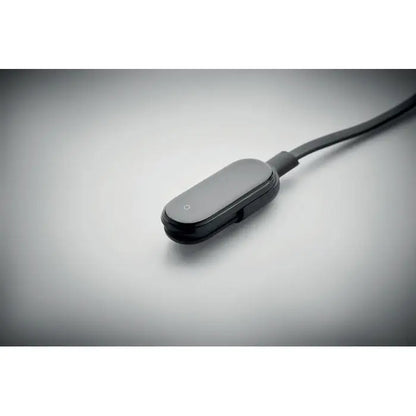 Ceas de sanatate fara fir inteligent xiaomi mi band 4 negru cu design oval si suprafata neteda