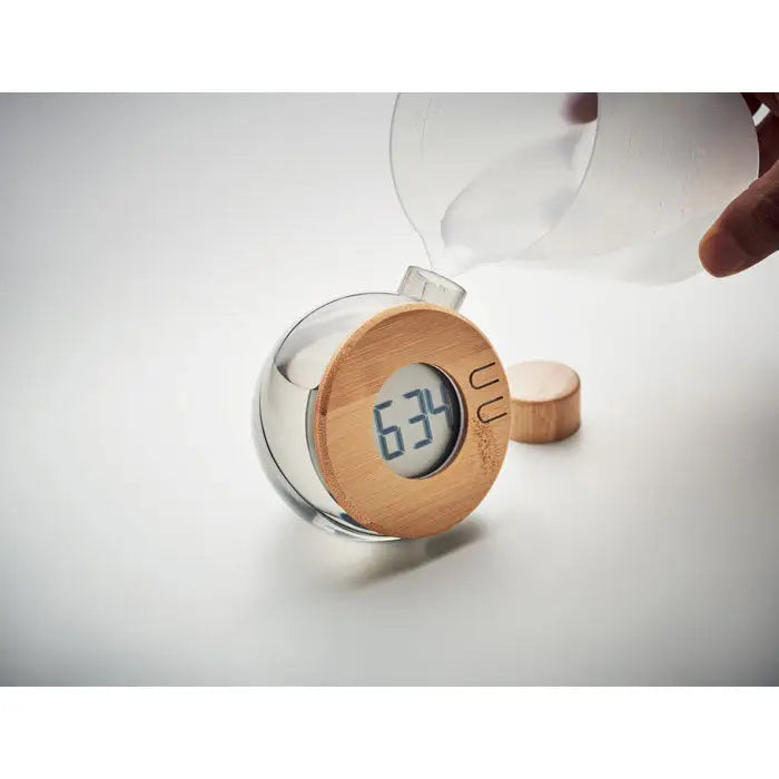 Ceas lcd din bambus cu termometru transparent si ecran digital care afiseaza temperatura 634